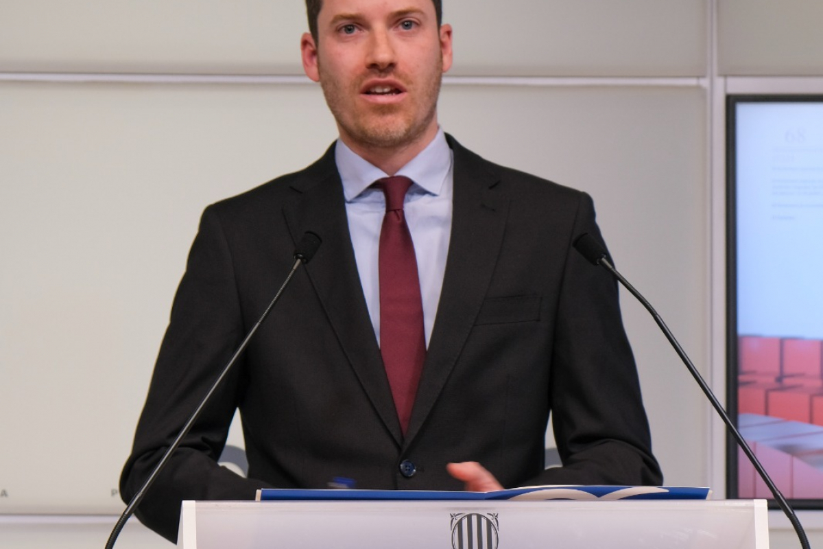 Juan Fernández: “El PP no es el salvavidas ni el arnés de seguridad del PSC”